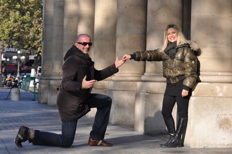 Paris 2-Hour Private Walking Tour With a Photographer - Tour Details