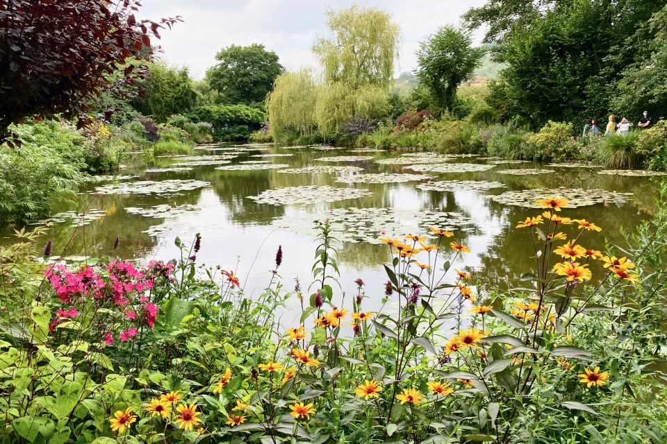 Private Giverny Half-Day Trip From Paris by Mercedes