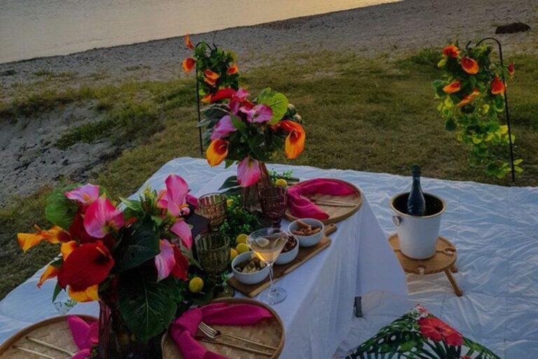 Saint Lucia: Beachfront Sunset Picnic With Butler