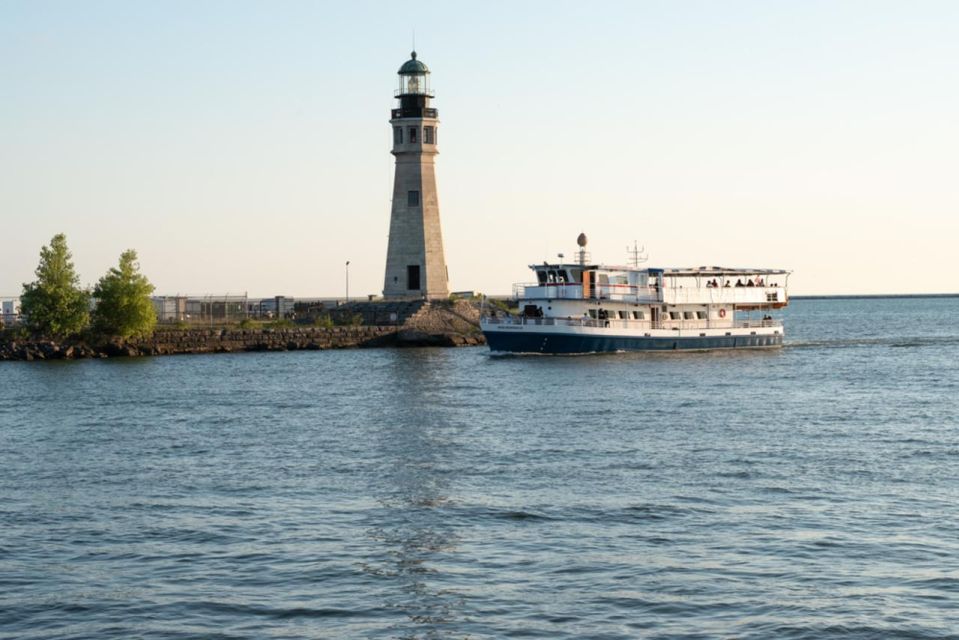 Buffalo: Guided Walking Tour W/ Naval Park and River Cruise - Tour Experience