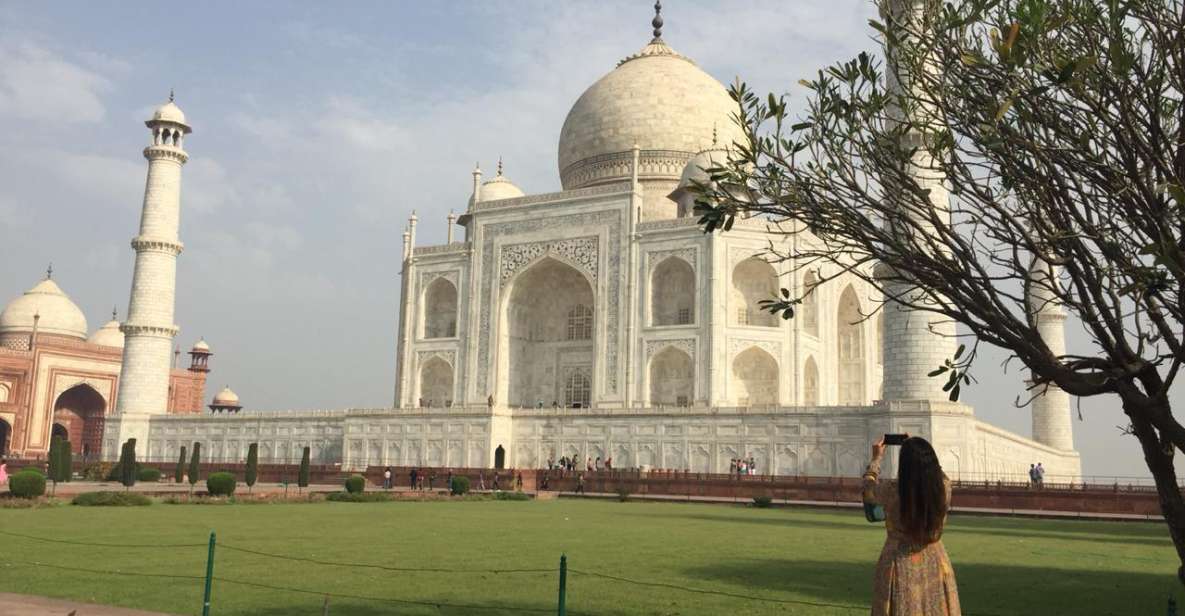 From Delhi: Same Day Taj Mahal Tour by Car With Chauffeur - Highlights