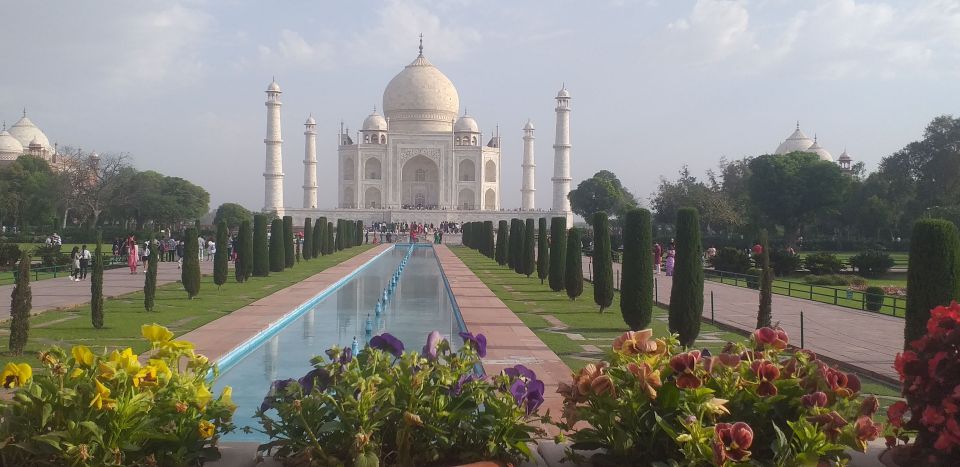 Taj Mahal Sunrise and Sunset Overnight Agra Tour From Mumbai - Inclusions in the Tour Package