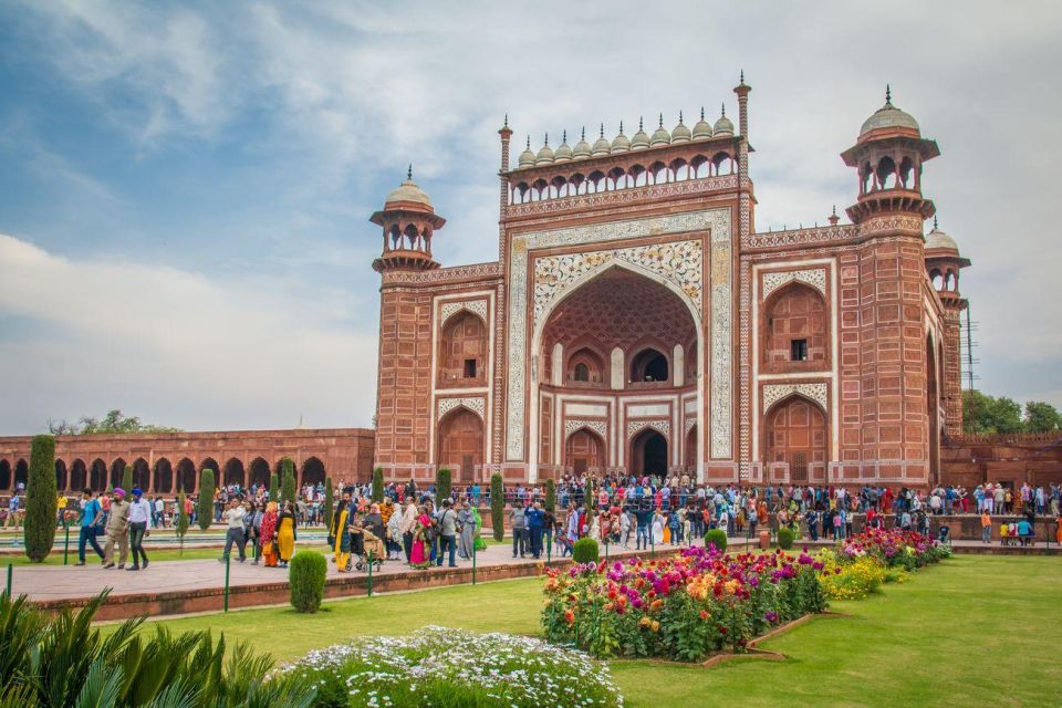 Agra: Taj Mahal and Agra Fort Skip-The-Line Guided Tour - Directions