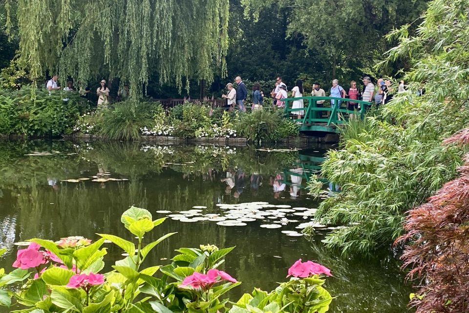 Private Giverny Half-Day Trip From Paris by Mercedes - Reservation & Availability