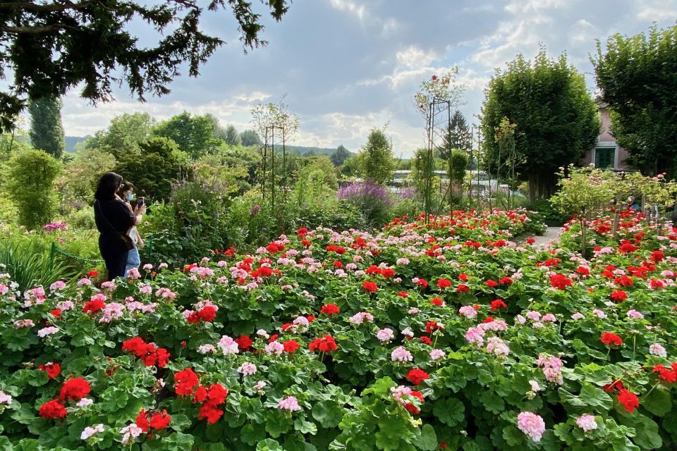 Private Giverny Half-Day Trip From Paris by Mercedes - Sum Up