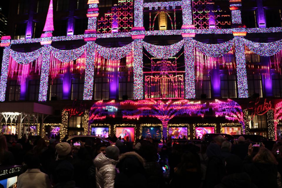 New York City: Guided Christmas Lights Private Pedicab Tour - Common questions