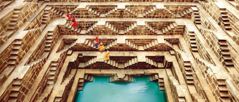 Abhaneri Step Well & Fatehpur Tour With Agra to Jaipur Drop - Tour Overview