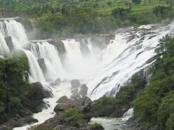 Shivanasamudra Waterfalls & Ancient Somnathpur Tour - Key Points