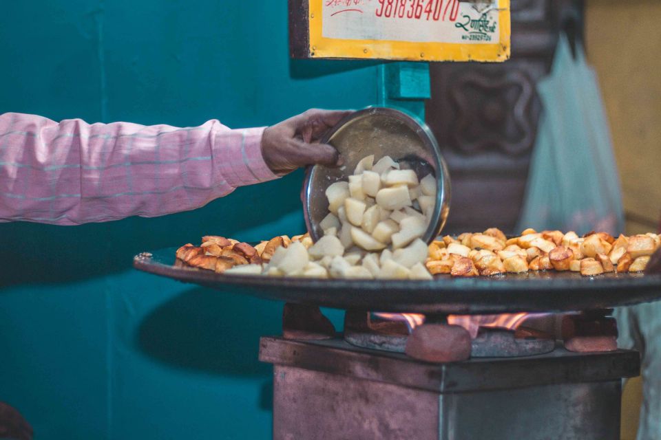 Eat Like a Local: Chandni Chowk Street Food and Walking Tour - Tour Highlights