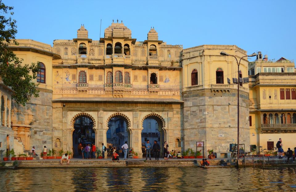 6 - Days Jodhpur, Udaipur and Mount Abu Tour - Day 5: Udaipur City Tour