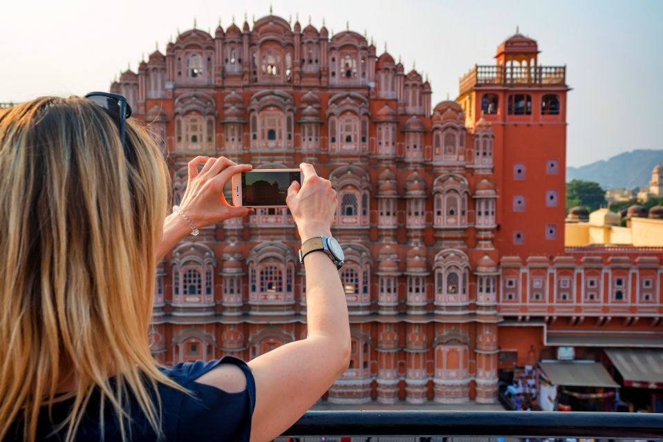 Jaipur: City Palace, Hawa Mahal & Jantar Mantar Private Tour - Common questions