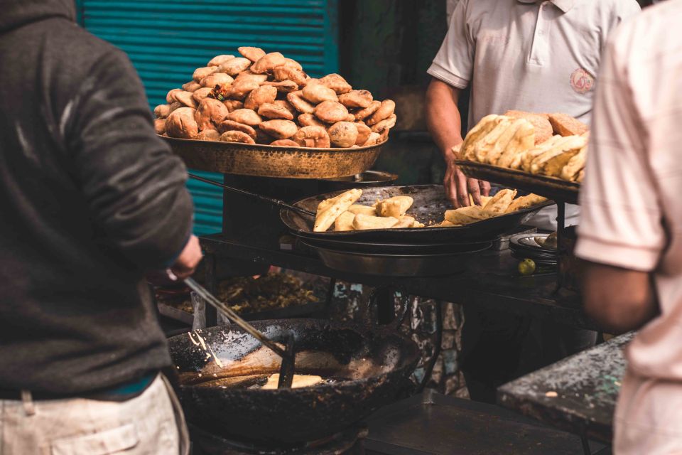 Eat Like a Local: Chandni Chowk Street Food and Walking Tour - Key Points