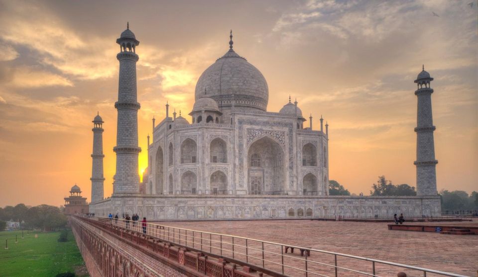 From Delhi: Taj Mahal, Agra Fort, and Baby Taj Day Tour - Key Points