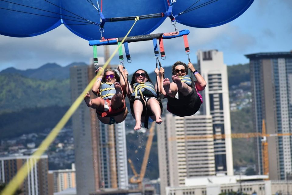 Oahu: Waikiki Parasailing - Key Points