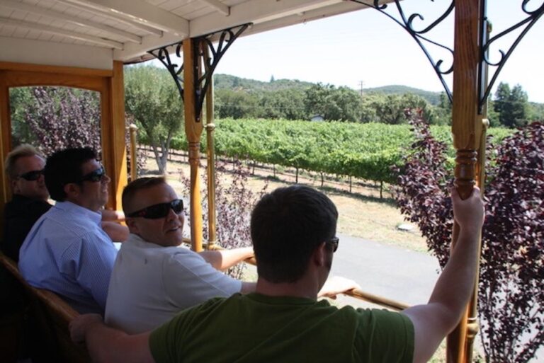 Sonoma Valley: Wine Trolley Tasting Tour With Lunch