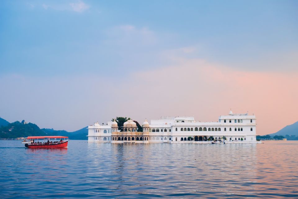 7 - Days Tour of Udaipur, Chittaurgarh, Pushkar and Jaipur - Tour Highlights