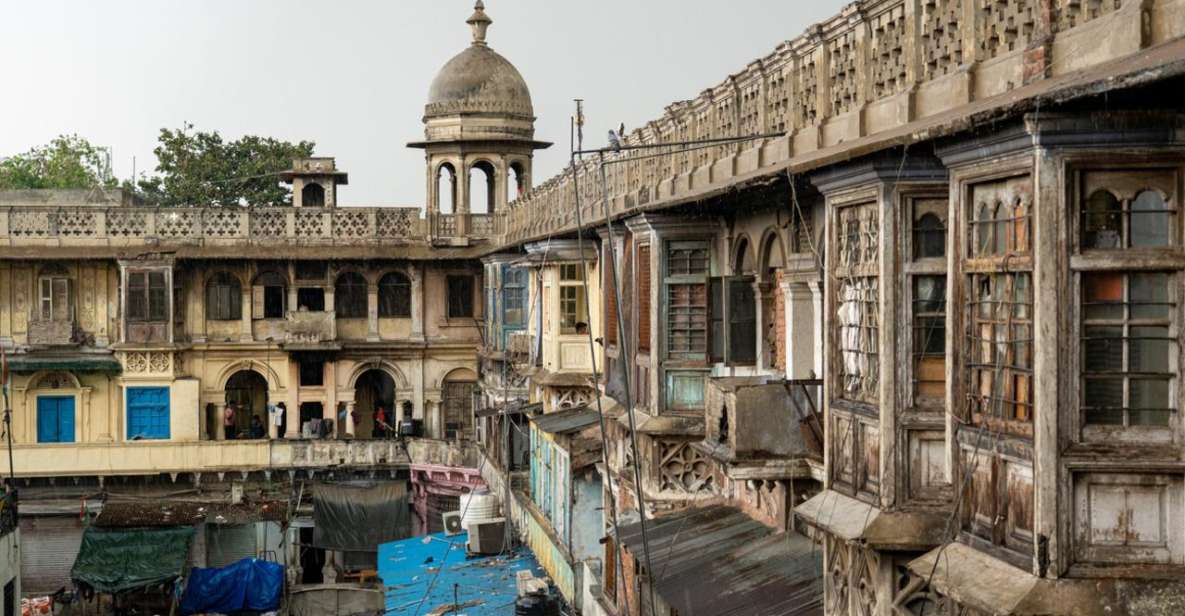 Delhi's Hidden Gems: A Walk Through History and Culture - Vibrant Spice Market: Khari Baoli