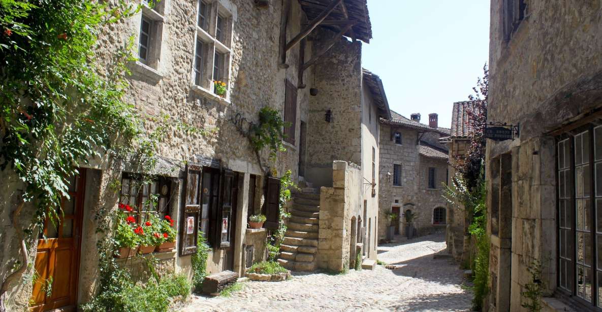 Pérouges : Medieval Village Private Guided Tour - Booking Information