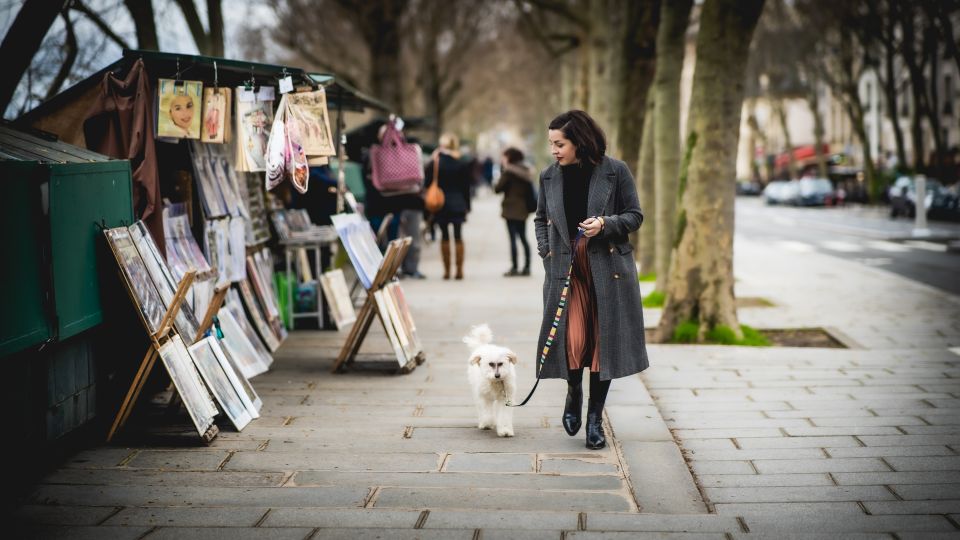 Paris: Cinematic and Fun Photoshoot With a Professional - Meeting Point Details