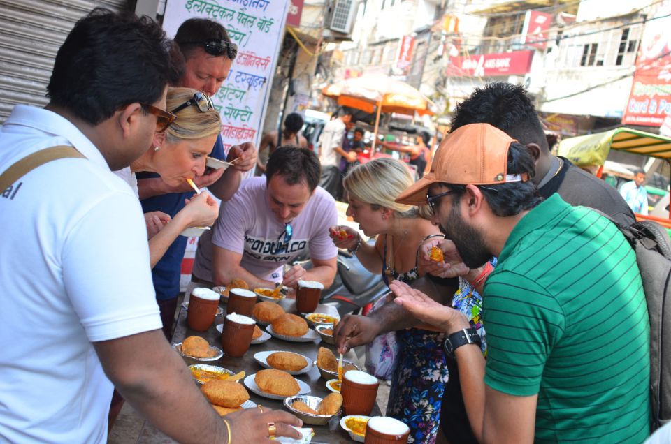 New Delhi: Full-Day Food Tour With Local Chef & 15 Dishes - Key Points