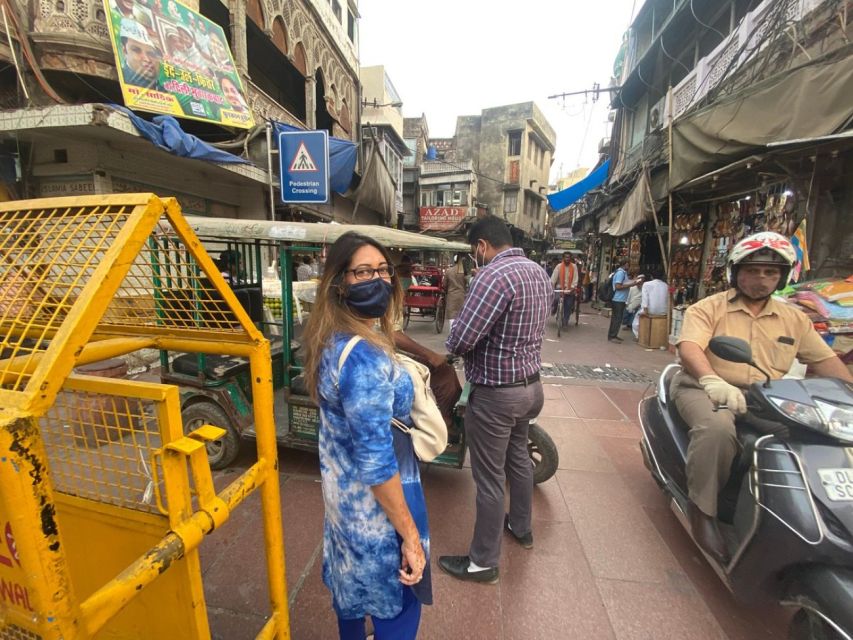 Old Delhi: Private Tour of Chandni Chowk, Tuk Tuk & Food - Important Information