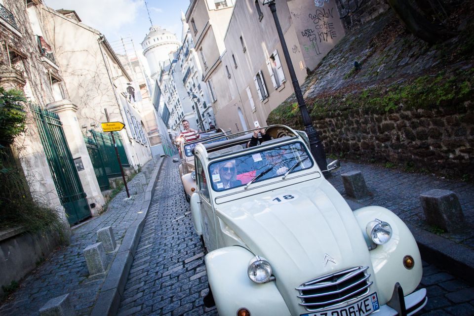 Paris: Private Little-Known Places Tour in Citroën 2CV 2h