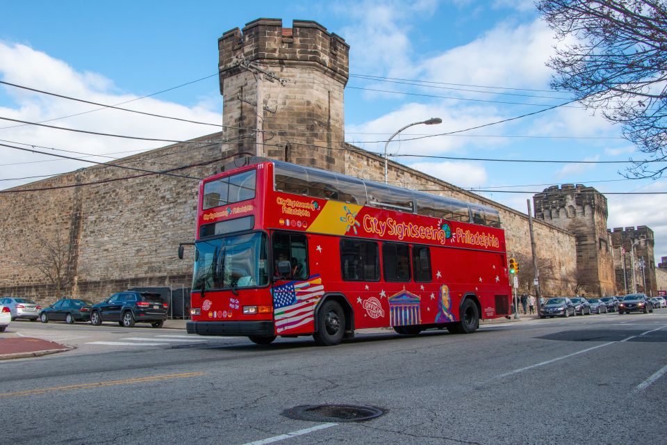 Philadelphia: Hop-On-Hop-Off Bus Flex Pass & Campos Steak