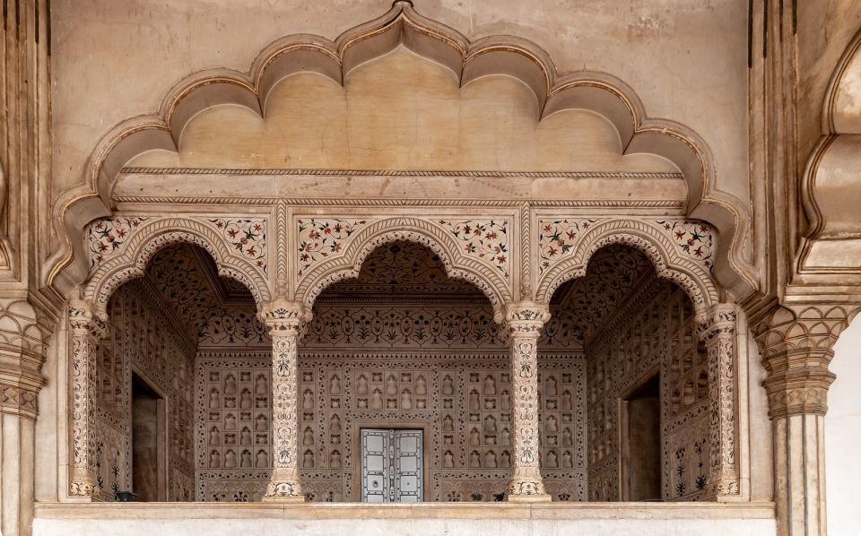 Agra: Taj and Agra Fort E-Tickets & Guide Delhi Transfers - Inclusions