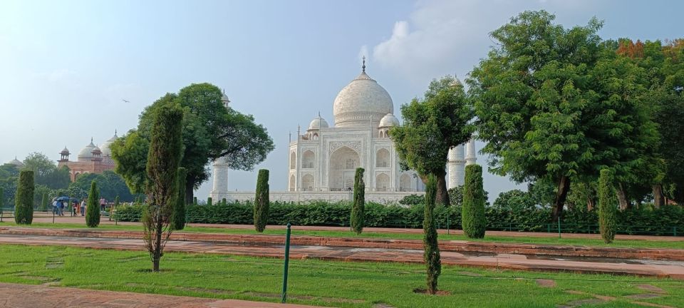 Book Private Taj Mahal Tour by Train From Delhi - Departure Schedule and Experience