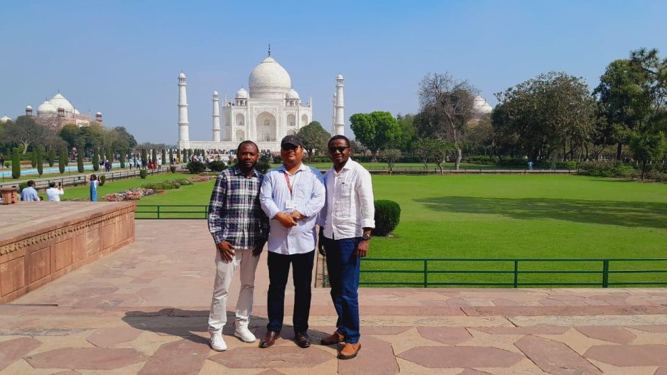 From Aerocity: Taj Mahal Sunrise & Agra Fort Guided Tour - Experience Highlights