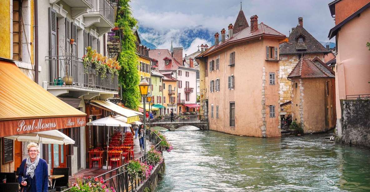 Lyon : Luxury Private Transfer to Annecy in Van - Itinerary