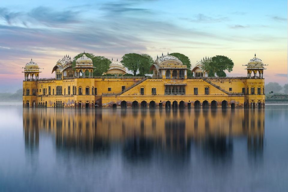 One Day Amer Fort & Jaipur City Tour From Delhi By Car - Itinerary Highlights