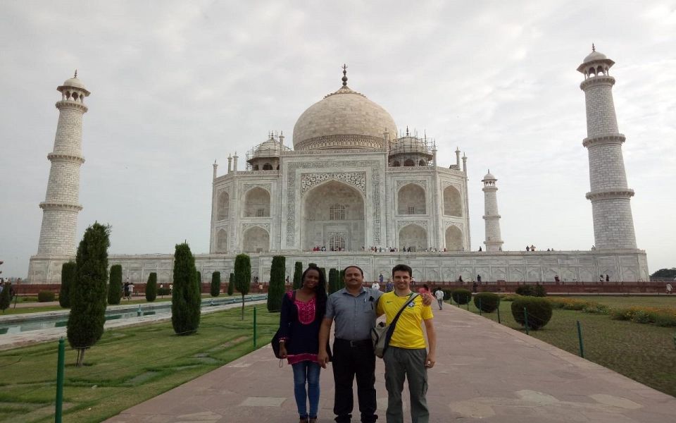 From Delhi: Taj Mahal & Agra Tour By Gatimaan Express Train - Important Information