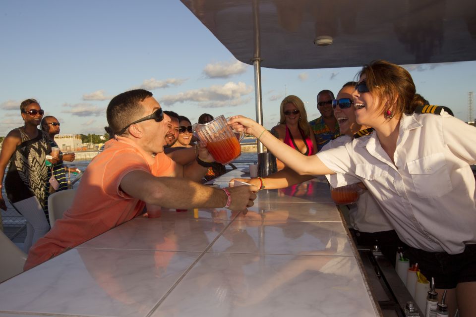 Key West: Sunset Dinner Cruise With Open Bar & Live Music - Inclusions