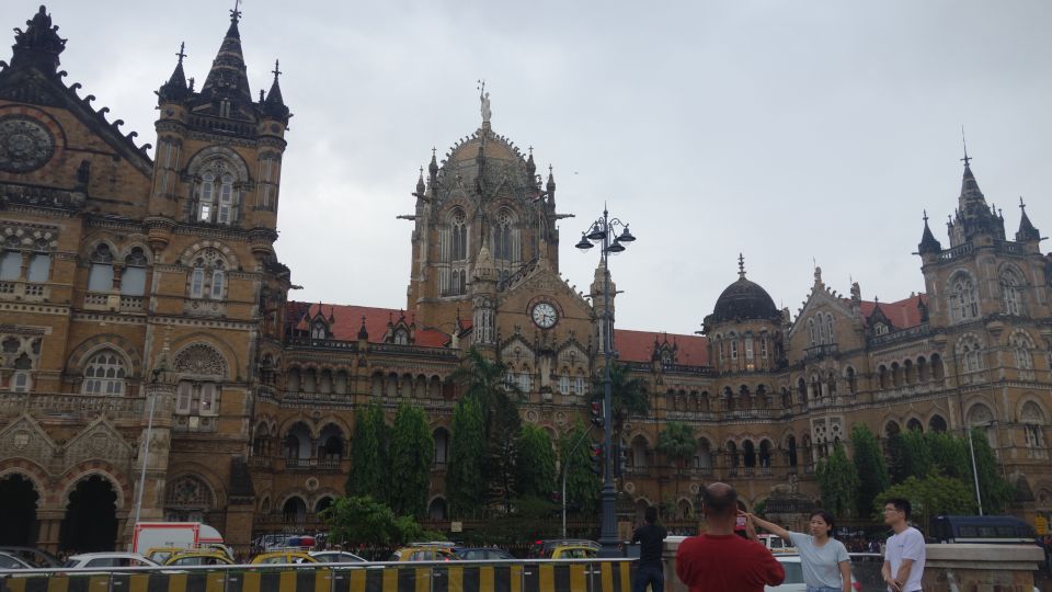 Mumbai: Full-Day Private Sightseeing Tour - Itinerary Overview