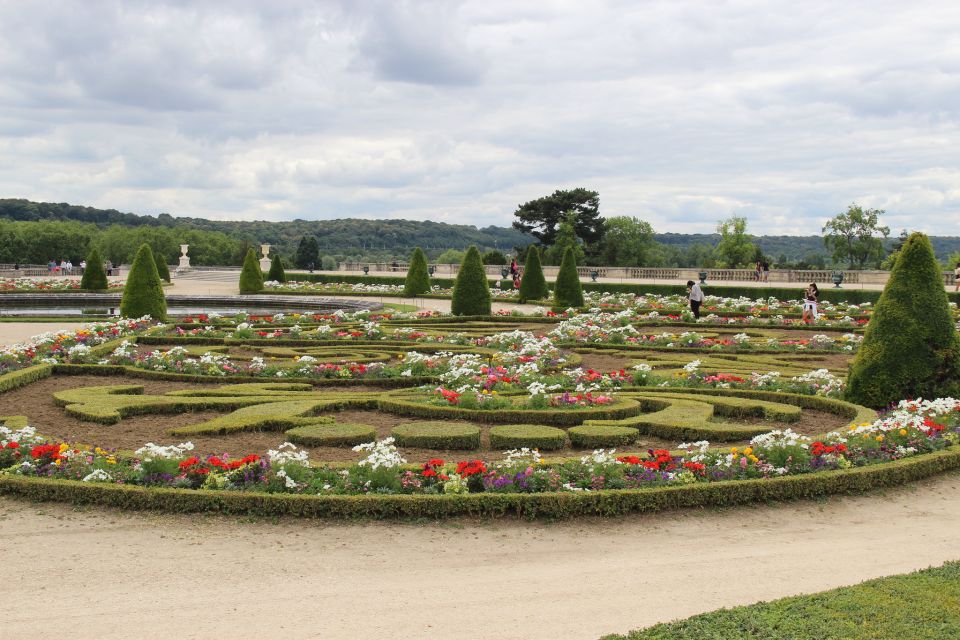 Versailles: Garden Private Guided Tour & Palace Entry Ticket - Common questions