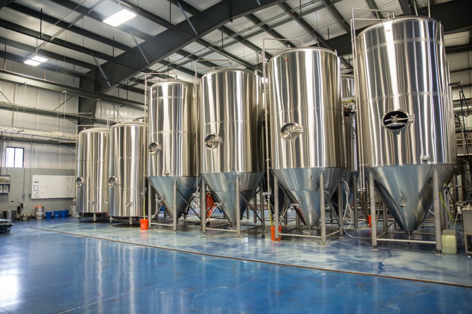 DC: Guided Craft Brewery Tours With a Snack - Booking