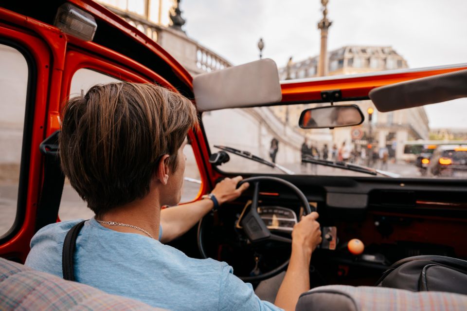 Guided Tour of Paris in Citroën 2CV - Common questions