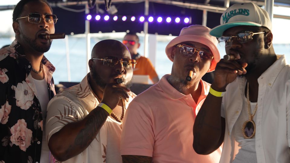 Miami: Booze Cruise Boat Party With DJ, Snacks, & Open Bar - Sum Up