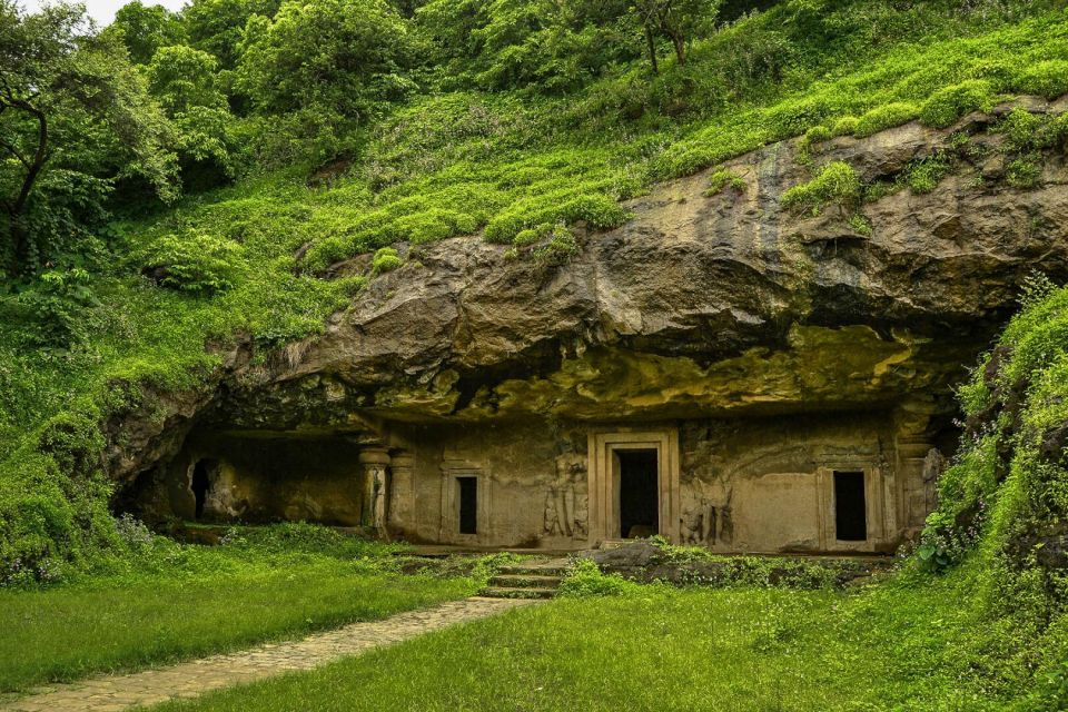 Elephanta Caves With City Tour of Mumbai