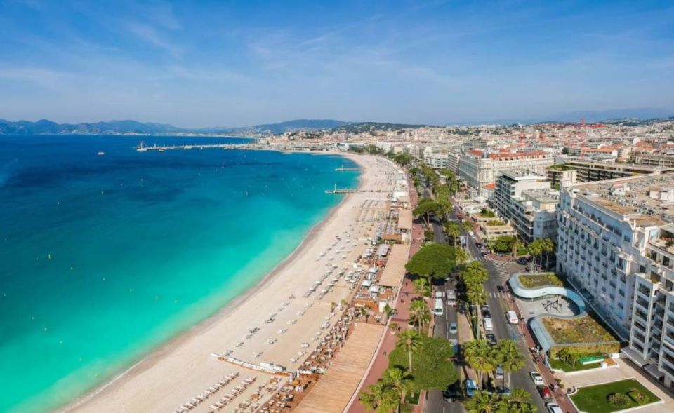 From Nice Airport: Private Transfer to Cannes