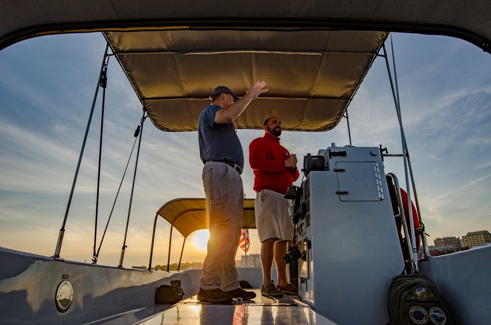 Portland: Sunset Lighthouse Cruise in Casco Bay With Drinks