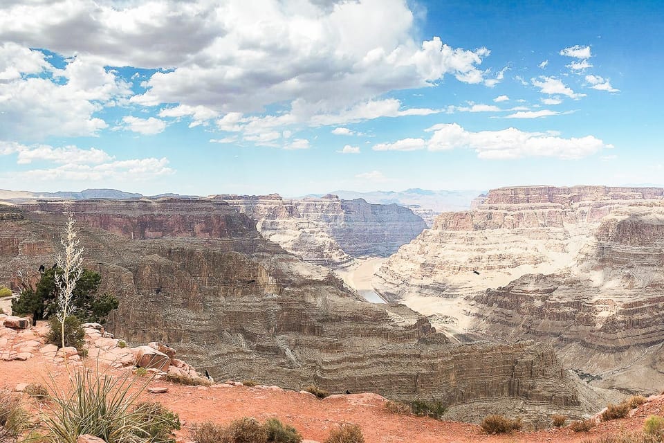 Las Vegas: Grand Canyon West Tour, Lunch & Optional Skywalk - Experience Highlights