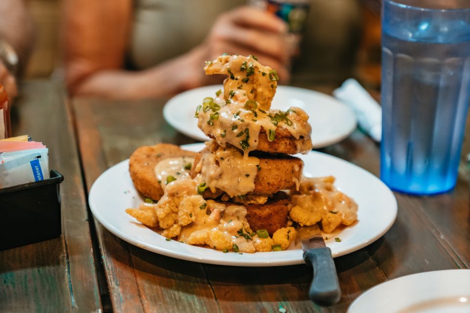 New Orleans: Garden District Food, Drinks & History Tour - Meeting Point